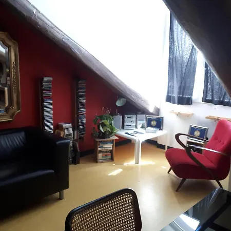 Attic Hostel Torino-3